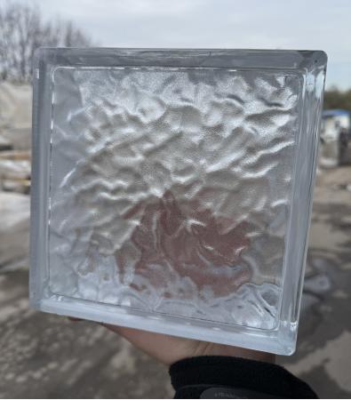 Стеклоблок ледяной бесцветный матовый с одной стороны